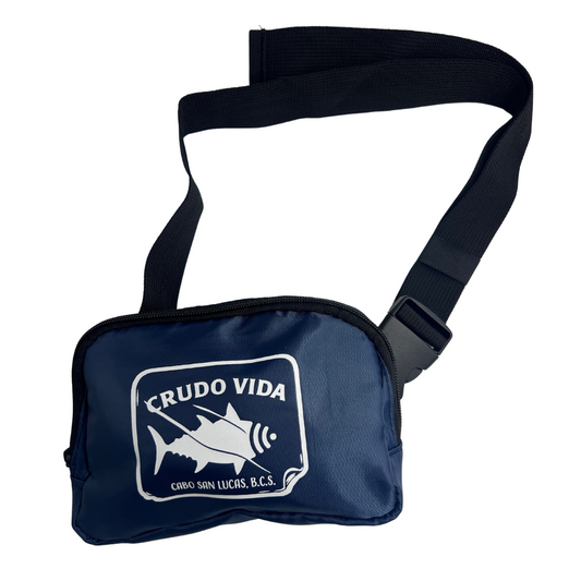 A stylish blue fanny bag adorned with the words "Crudo vida" in a bold font.